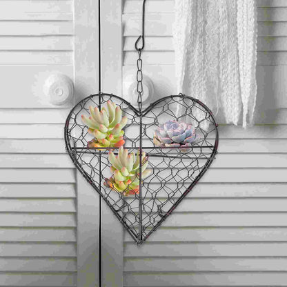 Hearty 2 Wire Wreath